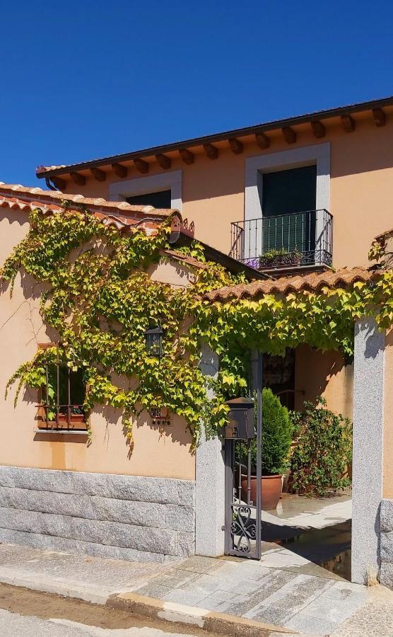 Casa Del Portalon